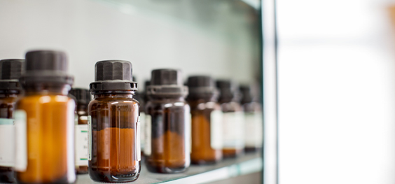 המוצרים שאתם באמת צריכים בארון התרופות הביתי 